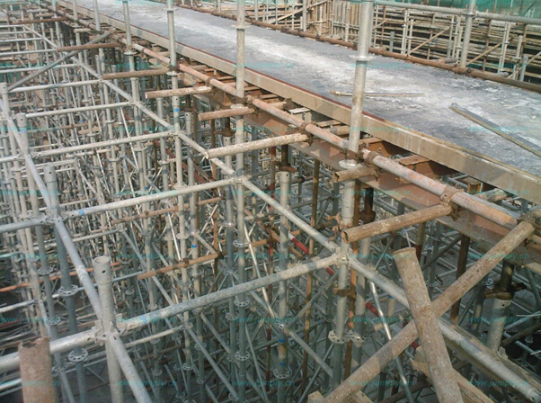 【建筑鋼管腳手架】完工后理應(yīng)“功成身退”！